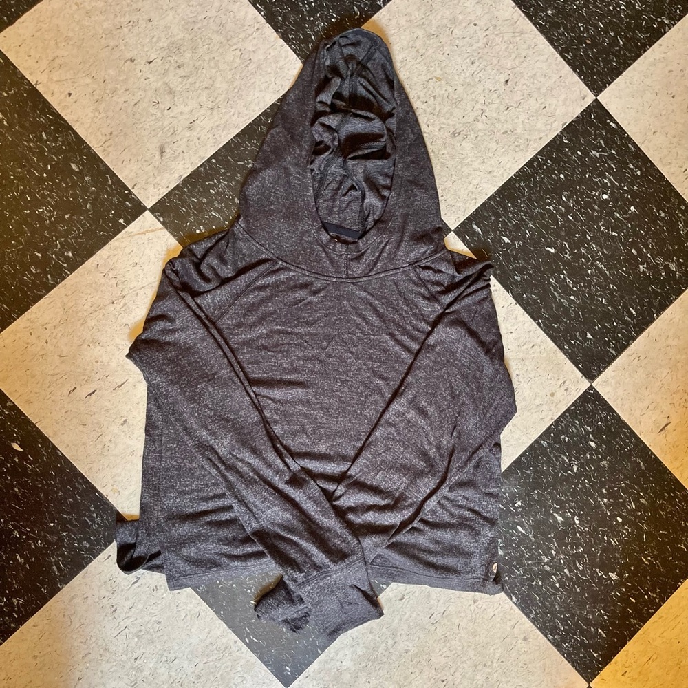 Women’s medium #Apana lightweight hoodie.